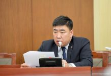 ХХААХҮ-ийн сайд ерөнхий хяналтын сонсголд танилцуулга хийлээ