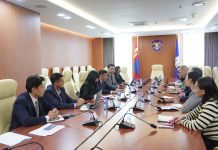 Замын түгжрэл, агаарын бохирдлыг бууруулах чиглэлээр Европын сэргээн босголт хөгжлийн банктай хамтран ажиллах санал солилцлоо